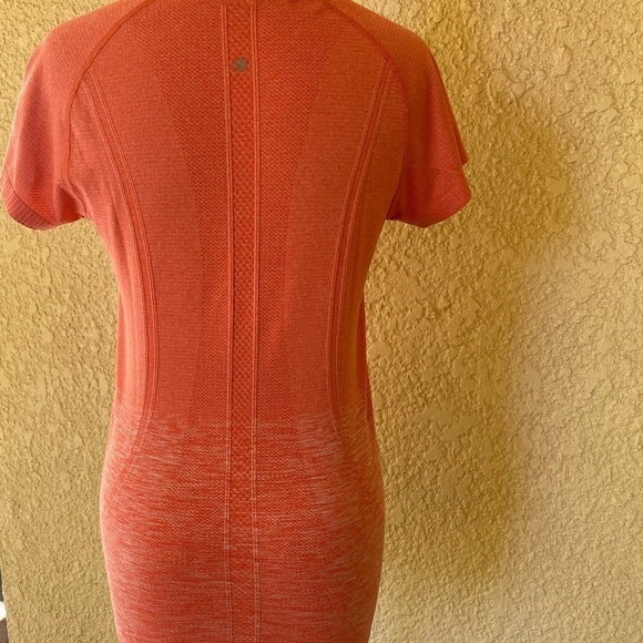 Lululemon Short Sleeve Shirt Sunny Orange /Coral‎ EUC - Picture 12 of 12